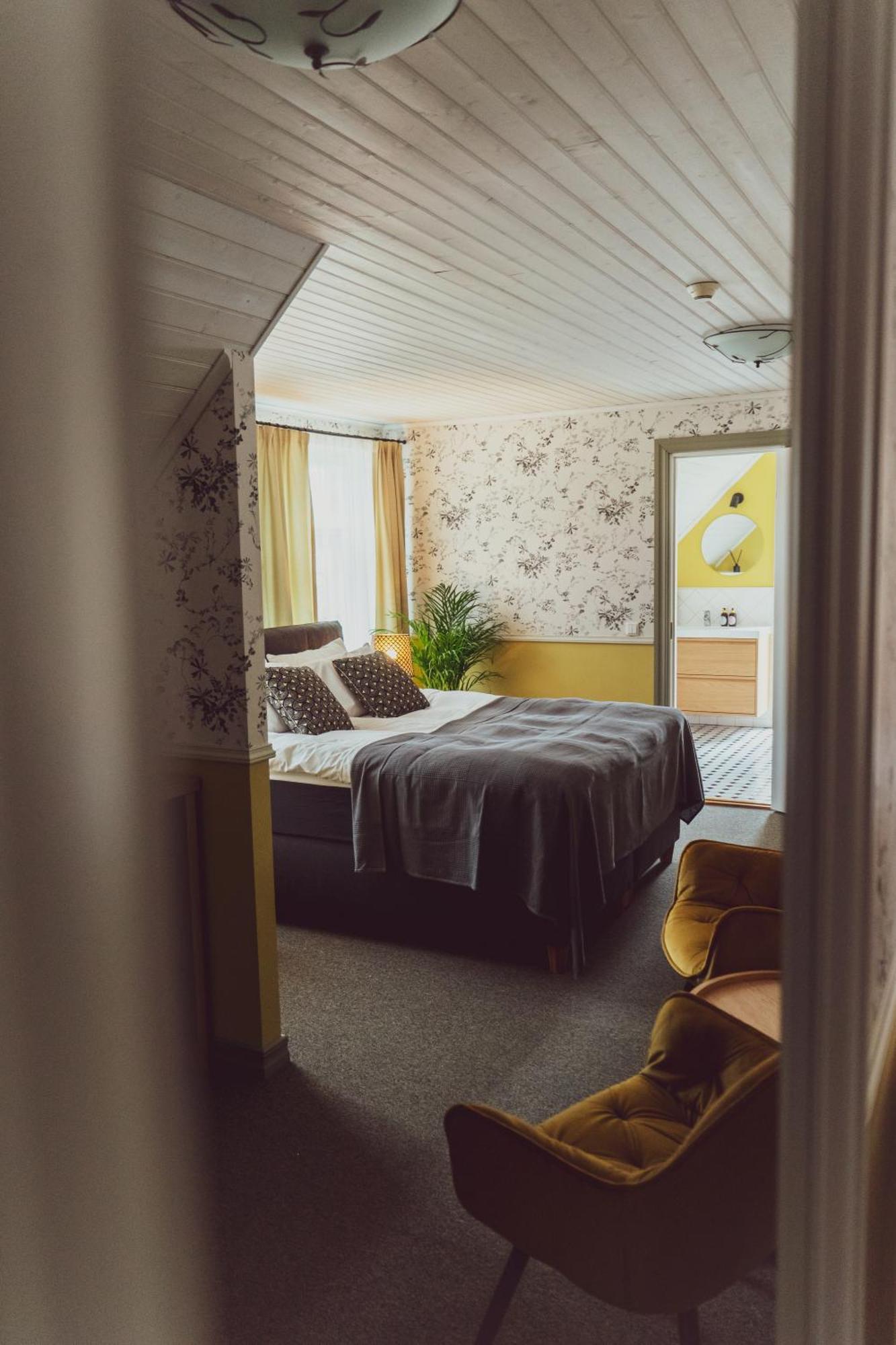 Vanalinna Boutique Hotel Kuressaare Zewnętrze zdjęcie