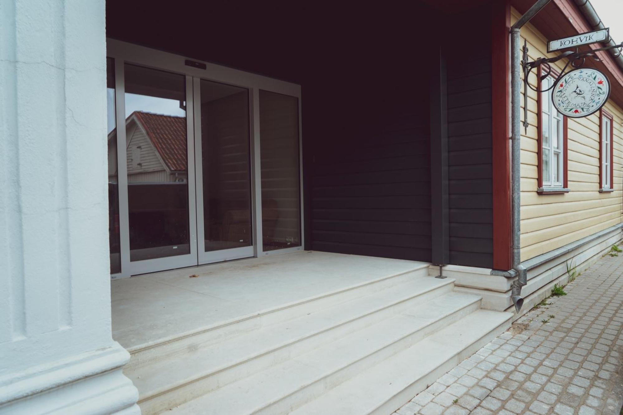 Vanalinna Boutique Hotel Kuressaare Zewnętrze zdjęcie