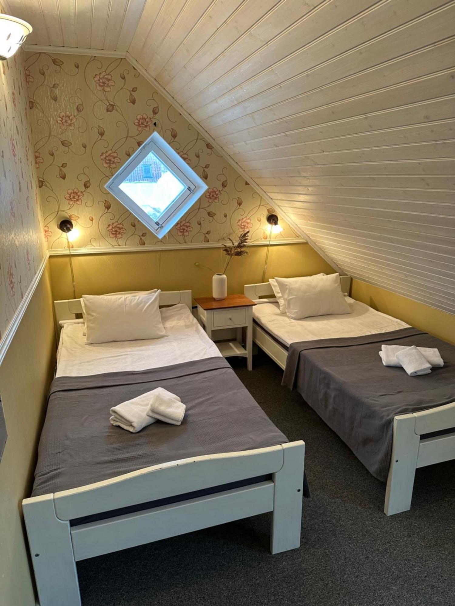 Vanalinna Boutique Hotel Kuressaare Zewnętrze zdjęcie