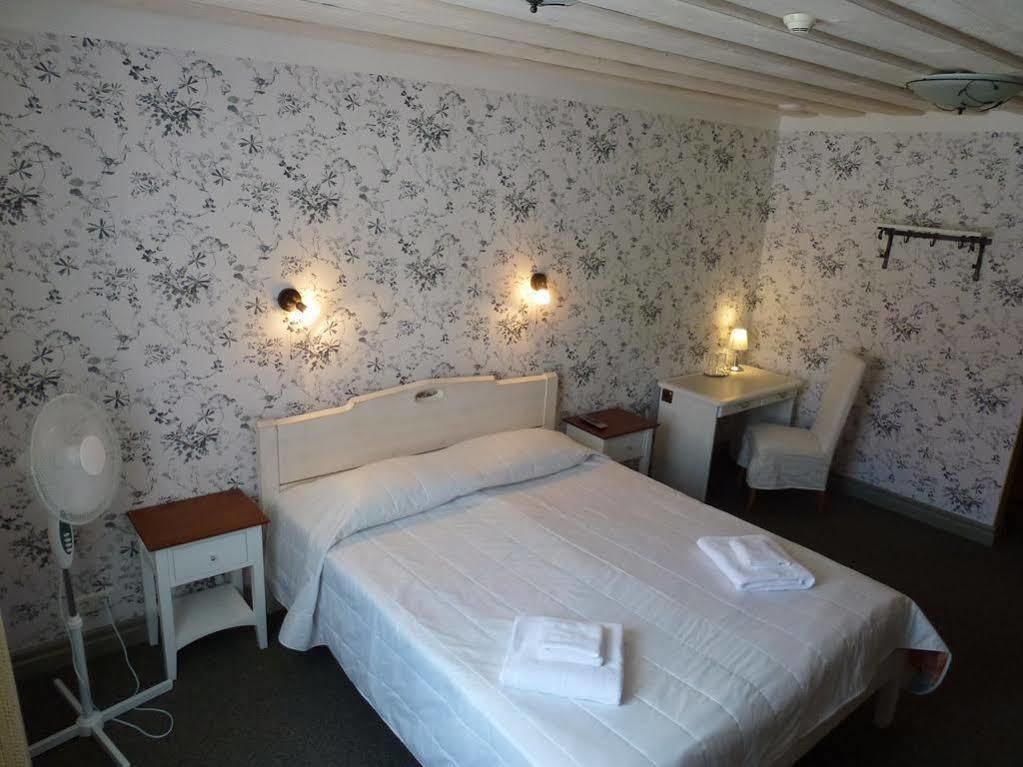 Vanalinna Boutique Hotel Kuressaare Zewnętrze zdjęcie